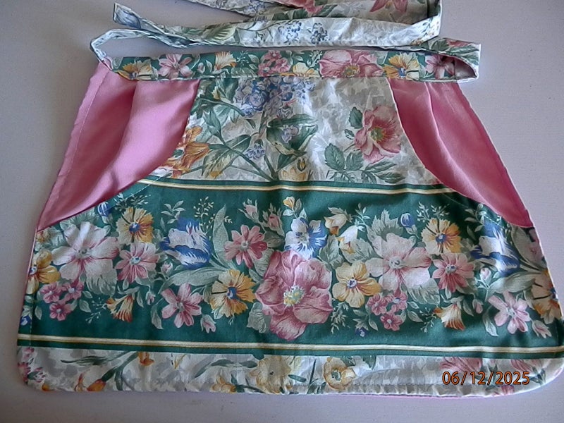 APRON Handmade Peg Apron, will last you YEARS not Months Carousel 2