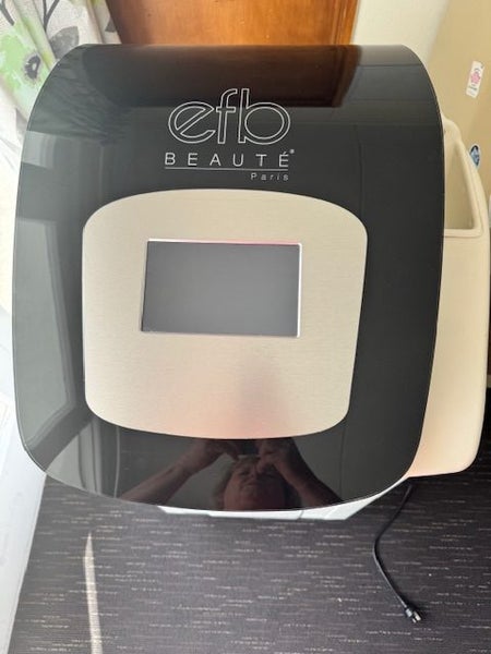 EFB BEAUTE ADENA IPL Machine Carousel 2