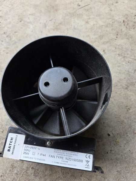 Ventilation Fan - Manrose 150mm Carousel 2