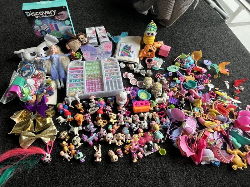Girls bulk toy box Carousel 1