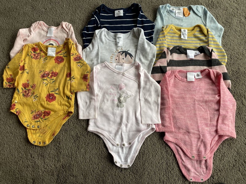 Bulk Lot Girls Size 00 Clothes Carousel 1