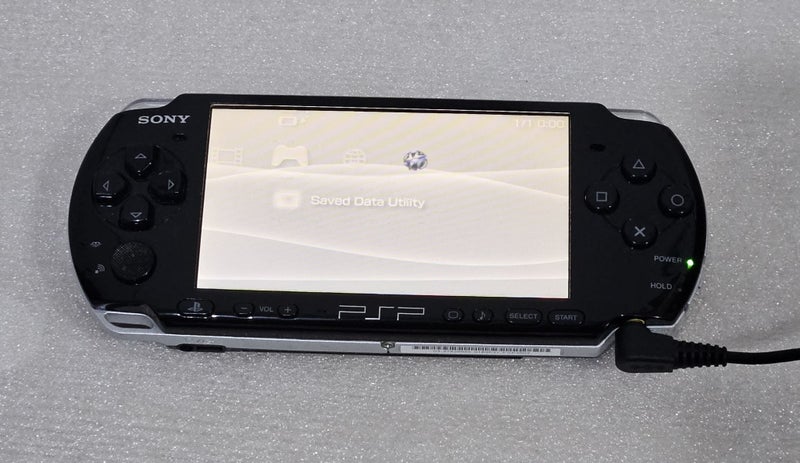 Black Sony PSP 3002 Console Carousel 2