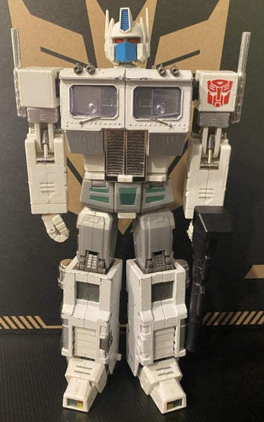 Transformers Takara Masterpiece MP-2 Ultra Magnus (2008) Carousel 1