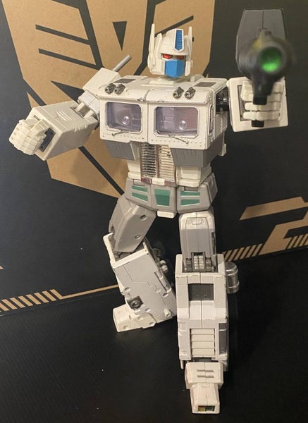 Transformers Takara Masterpiece MP-2 Ultra Magnus (2008) Carousel 2