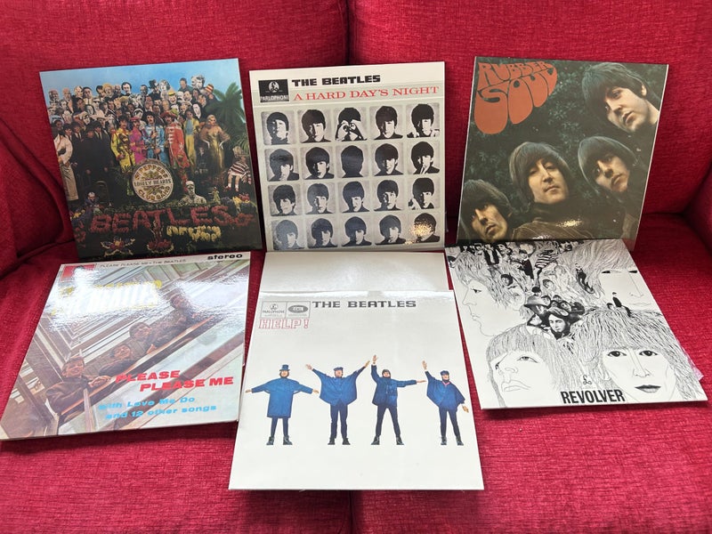 Music . Beatles Collection Carousel 2