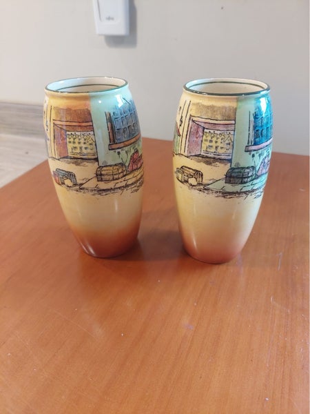 Royal Doulton Dickens Ware Small Vases – Captain Cuttle & The Fat Boy Carousel 2