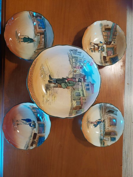 Royal Doulton Dickens Ware – Pedestal Dish with 4 Matching Bowls Carousel 2