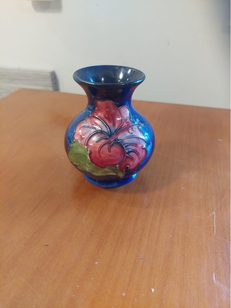 Moorcroft Pottery Small Vase – Blue Ground with Floral Decoration Carousel 1