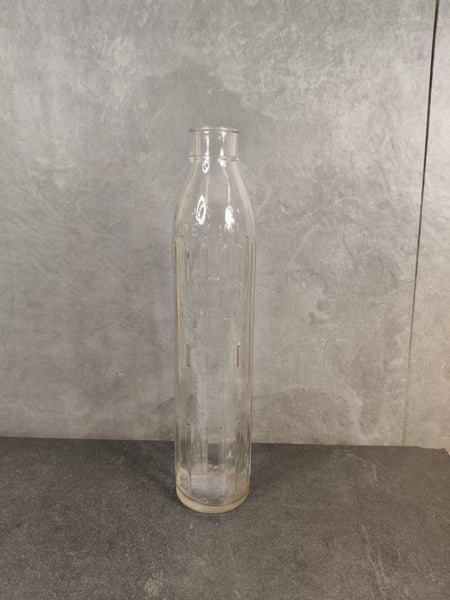 Shell oil glass quart oil bottle Carousel 2