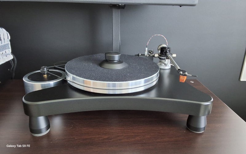 Vpi Scout belt drive turntable Carousel 1