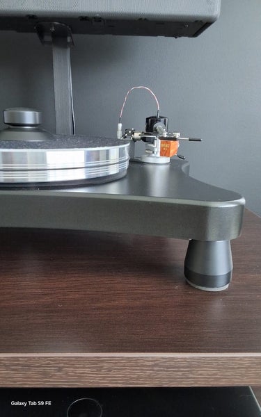 Vpi Scout belt drive turntable Carousel 2