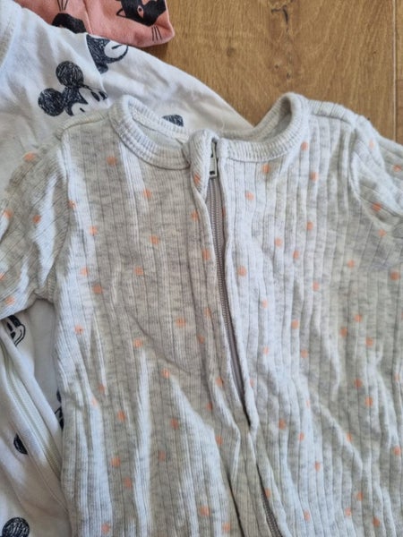 4 x Cotton On NB Onesie Carousel 2