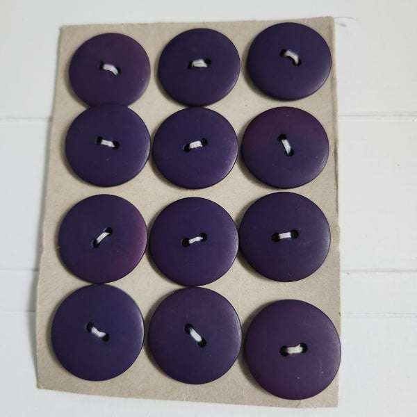 Vintage retro purple round 12 sewing buttons fashion dress making hand made Carousel 2