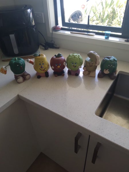 MONEY BOXES X 6 - A RARE COLLECTION OF FRUIT AND VEGES - $59.00 Carousel 2