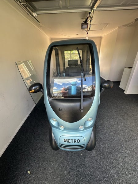 Covered Mobility Scooter Carousel 2