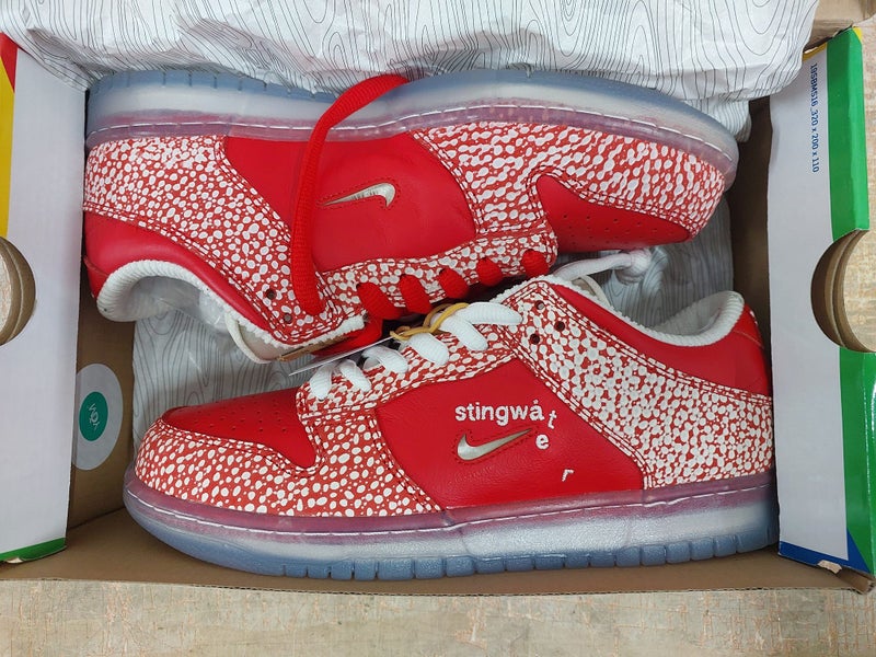 STINGWATER / NIKE SB Dunk Low Magic Mushroom Mens Sneakers Size: US9 Carousel 2