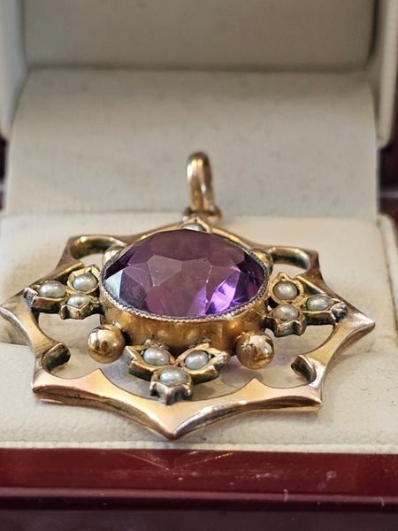 Stunning Victorian 9ct Gold Amethyst and Seed Pearl Pendant 6.21gm Carousel 2