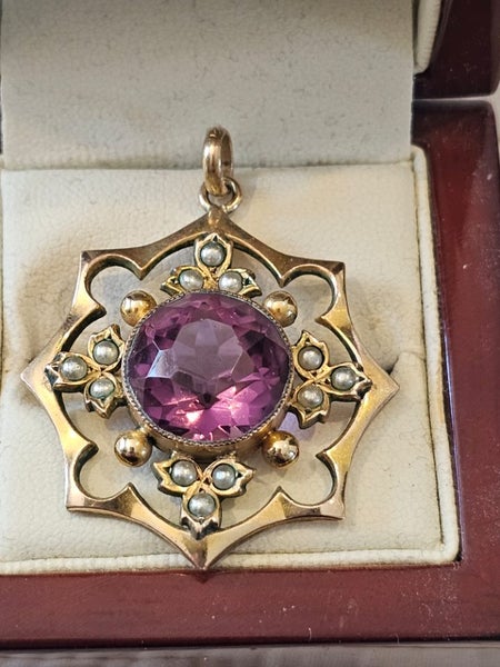 Stunning Victorian 9ct Gold Amethyst and Seed Pearl Pendant 6.21gm Carousel 1