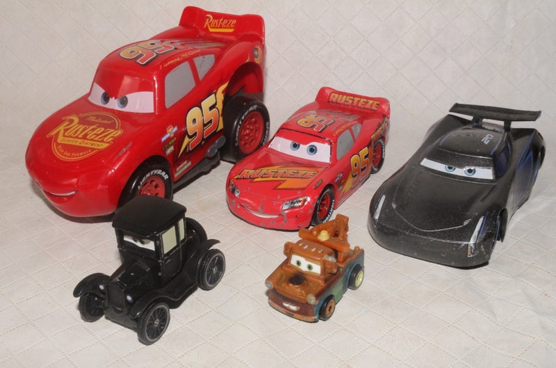 Bulk Cars Movie Vehicles Carousel 1