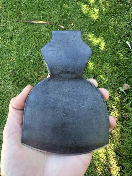 Early chip chop no.1 Kent pattern axe/hatchet head by W.Gilpin. Carousel 10