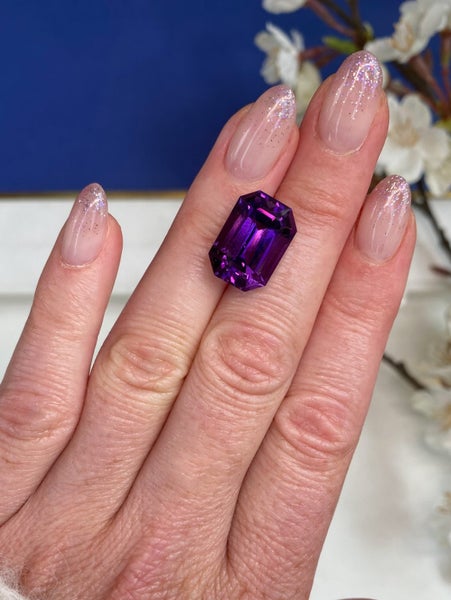 $1RES ~ $1800 Retail * 14.64ct Siberian Amethyst Carousel 2