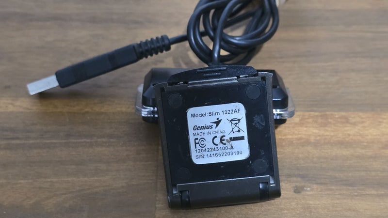 Genius Slim 1.3 Megapixel Webcam Carousel 2