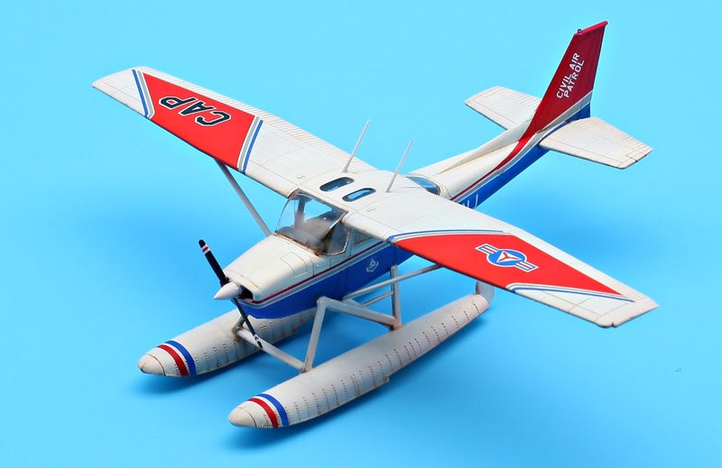 Cessna 172 Floatplane (Academy,1/48) Finished Model Carousel 12