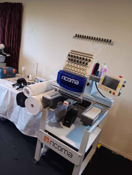 Ricoma -1501 Single Head Commercial Embroidery Machine Carousel 2