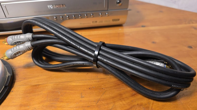 Toshiba D-VR30 6 Head Hi-Fi Stereo VHS VCR Player Recorder + DVD Recorder+Remote Carousel 20