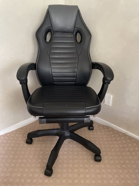 $1 gaming chair Carousel 1