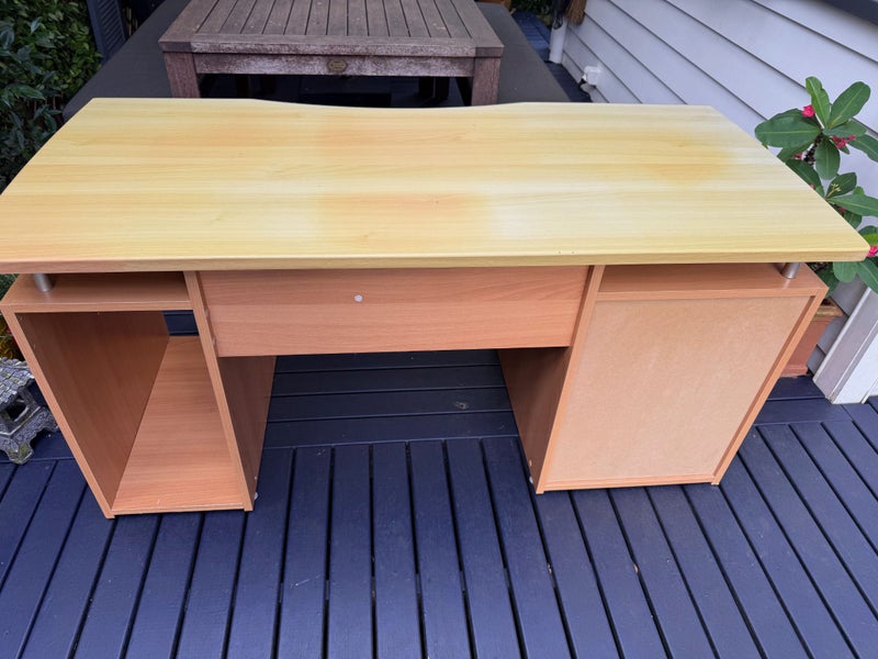 Computer Desk Carousel 2