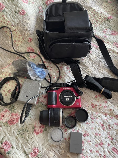 Olympus PEN E-PL2 Mirrorless Digital Camera Carousel 19