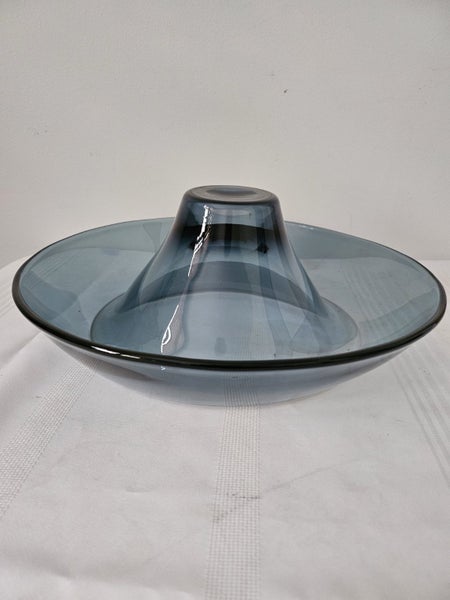 MID CENTURY BEAUTIFUL ART GLASS BOWL Carousel 6