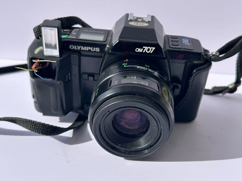 Olympus OM707 AF SLR Film Camera Carousel 2