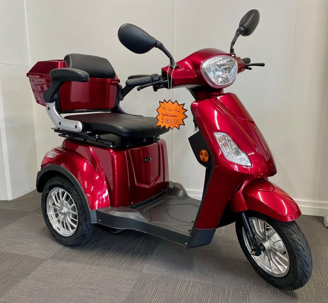 MSL Sport Trike - 3-Wheel Mobility Scooter - $3850 - BRAND NEW Carousel 1