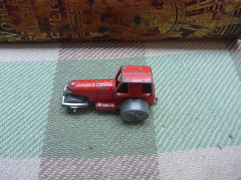 Awesome Vintage NZ Fun Ho Diecast Midget Road Roller Funho New Zealand Carousel 2