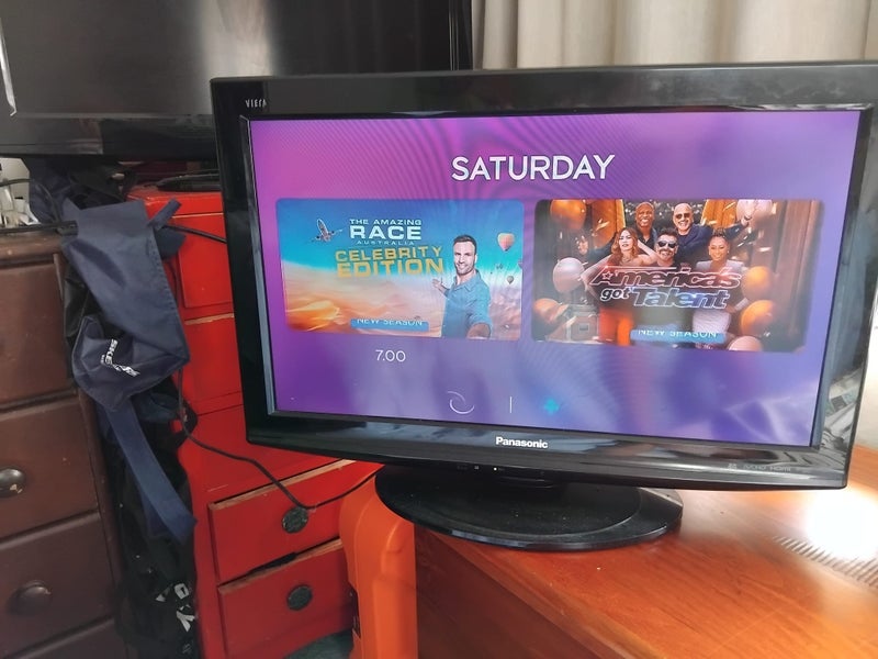 Panasonic Viera 32inch Tv Model TH-L32X20Z Carousel 2