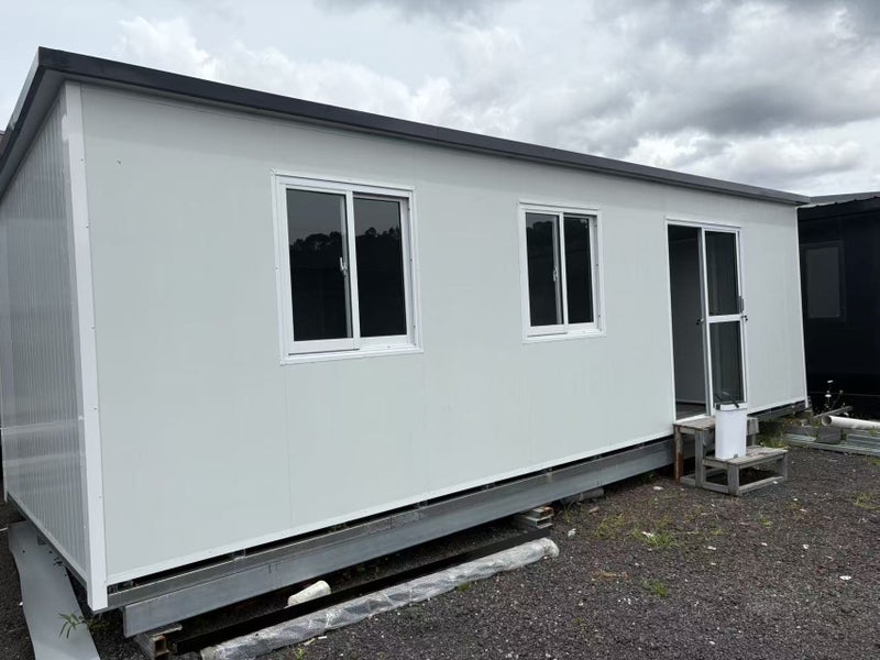 7.6x2.8m demo cabin ready to go -kitchen bathroom (sell as it where is ) Carousel 1