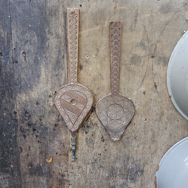 Antique wood bellows with metal tip. Not working. Carousel 1