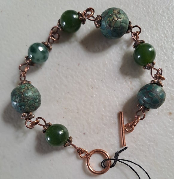 Gemstone Bracelet: Greenstone/Jade Carousel 1
