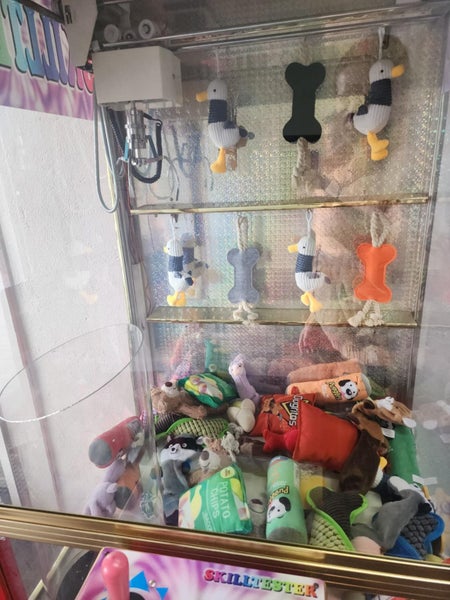 Claw Machine - skill tester Carousel 2