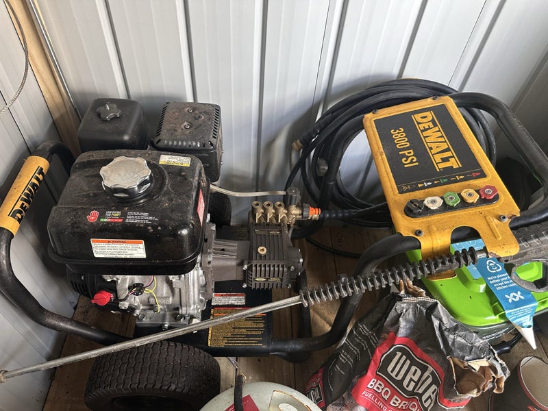 Dewalt 3800 PSI water blaster Carousel 2