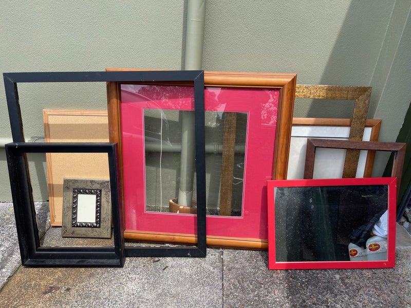 Picture Frames Carousel 1