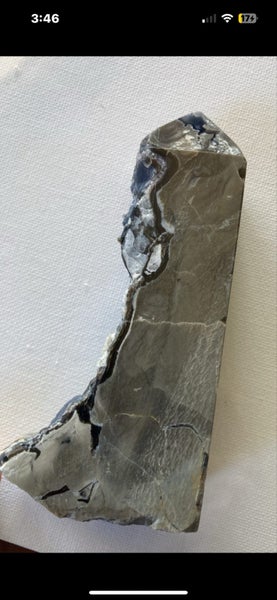 Volcanic agate Carousel 1