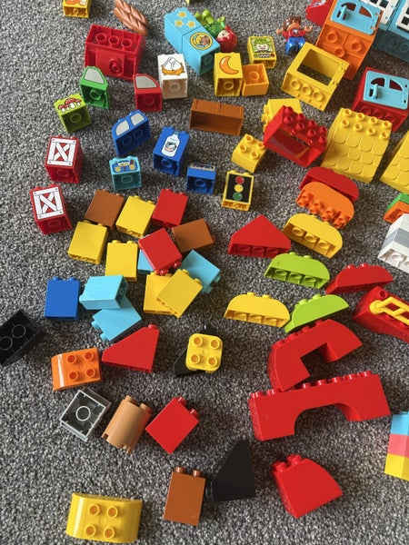 Bulk DUPLO Carousel 2