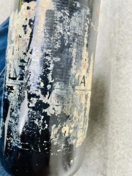 $1 RESERVE McWilliam's reds vintage 1975 Carousel 3