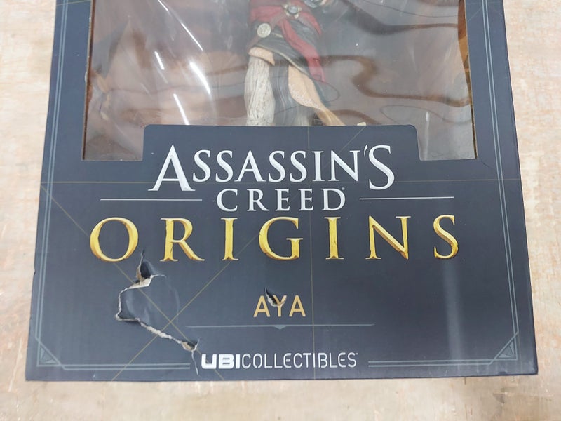 Assassins Creed: Origins - Aya Vinyl Statue Carousel 2