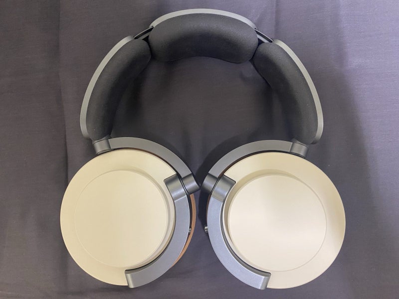 *NEAR NEW* Dyson - Ontrac headphones!! Carousel 4