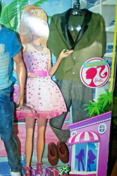 Rare Ken Malibu Avenue Doll and fashion pack Carousel 2