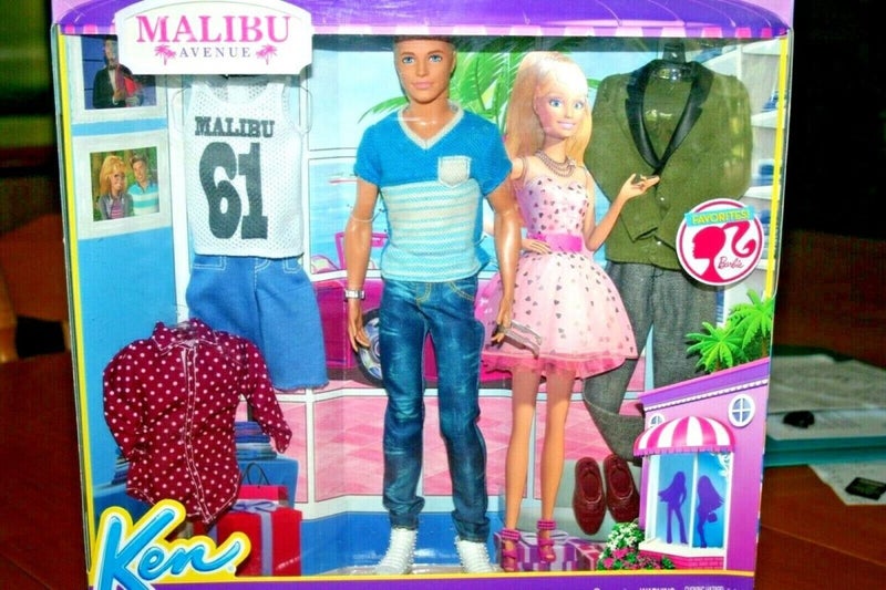 Rare Ken Malibu Avenue Doll and fashion pack Carousel 1